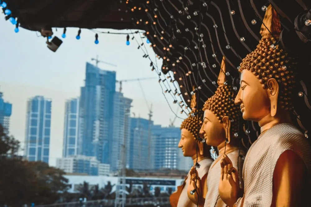 Sri Lanka Colombo Drie Boeddha Op Een Rij